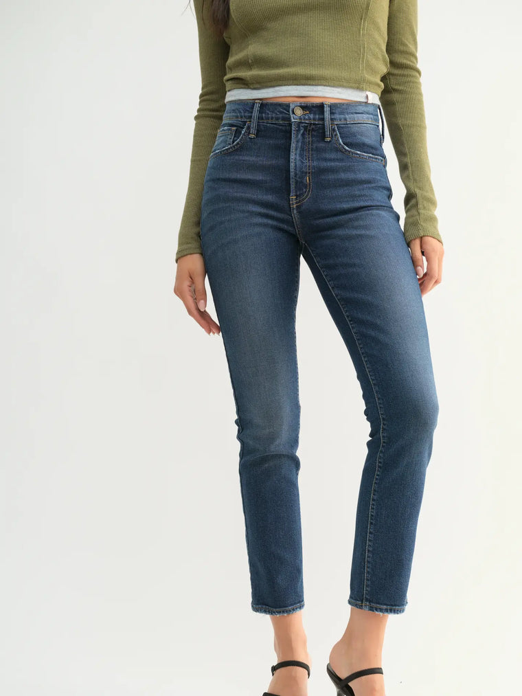 Taylor Super Soft Classic Straight