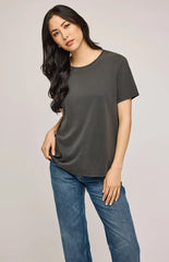 Victoria Tee